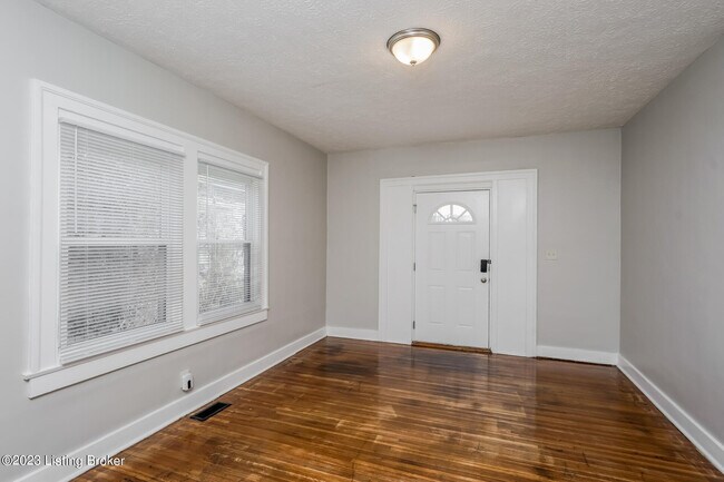 Foto del edificio - 1821 W Lee St