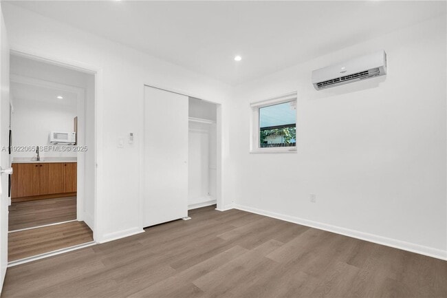 Foto del edificio - 4701 SW 104th Ct