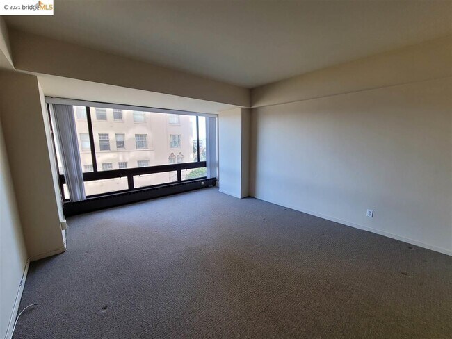 Building Photo - 1177 California St