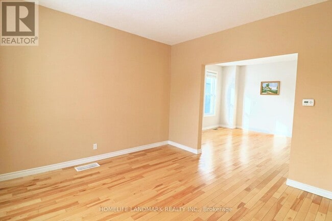 Building Photo - 5761 Peer St