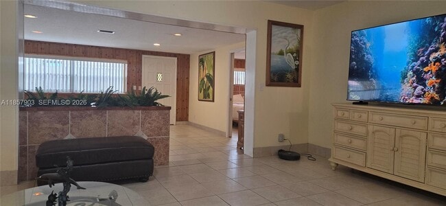Building Photo - 2359 N Wallen Dr