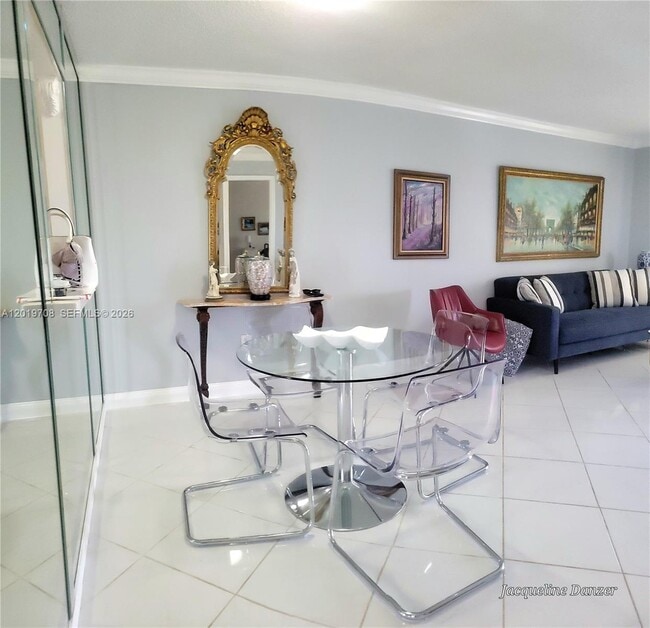 Foto del edificio - 3600 NE 170th St