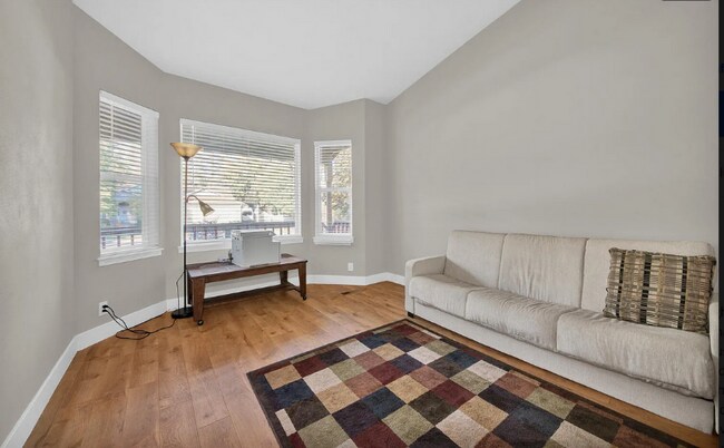 Foto del edificio - 896 SE Airpark Dr