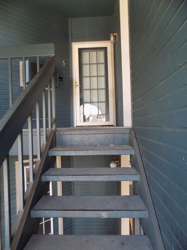 Foto del edificio - 3565 Windmill Dr