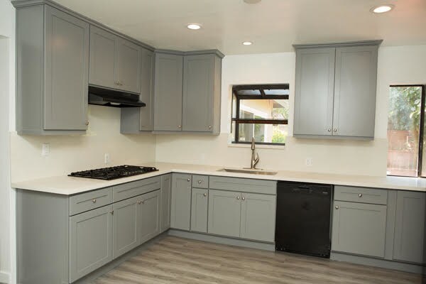 Foto del edificio - 13141 Rose Ave