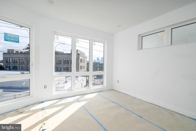 Building Photo - 1729 Francis St