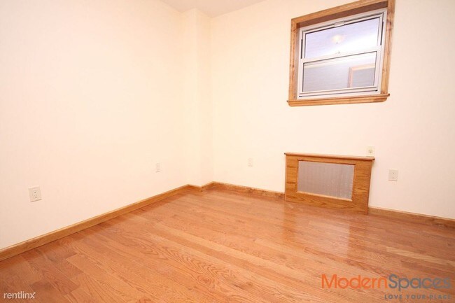 Building Photo - 3170 45th St