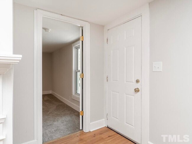 Foto del edificio - 234 Hatch St