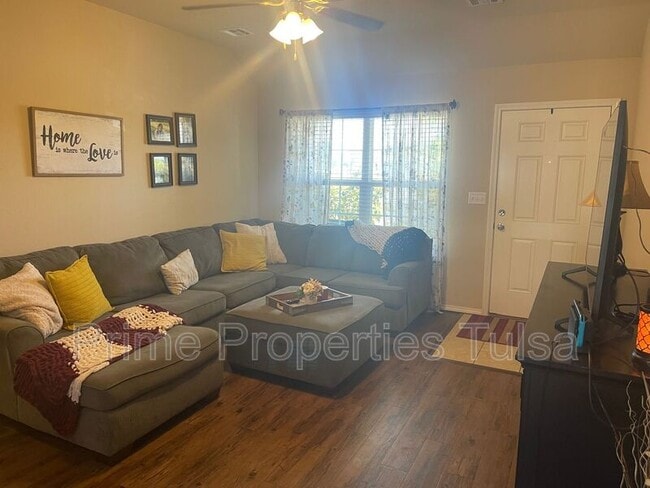 Foto del edificio - 8707 E 126th Ct S