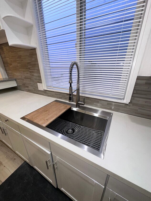 Foto principal - 864 Treat Ave