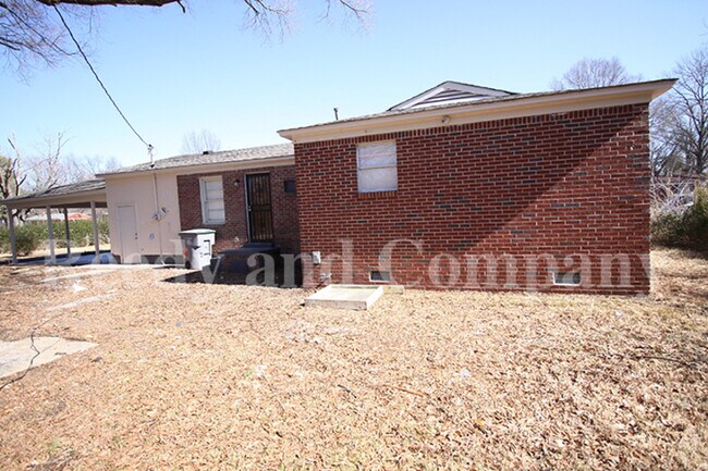 Building Photo - 5027 Stacey Rd