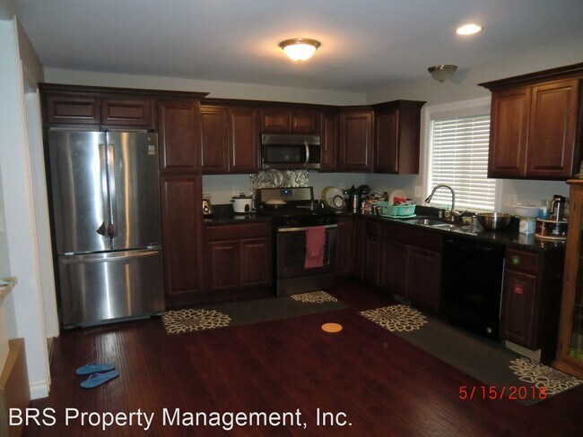 Foto del edificio - 3 br, 2.5 bath House - 3218 Eastern Ave.