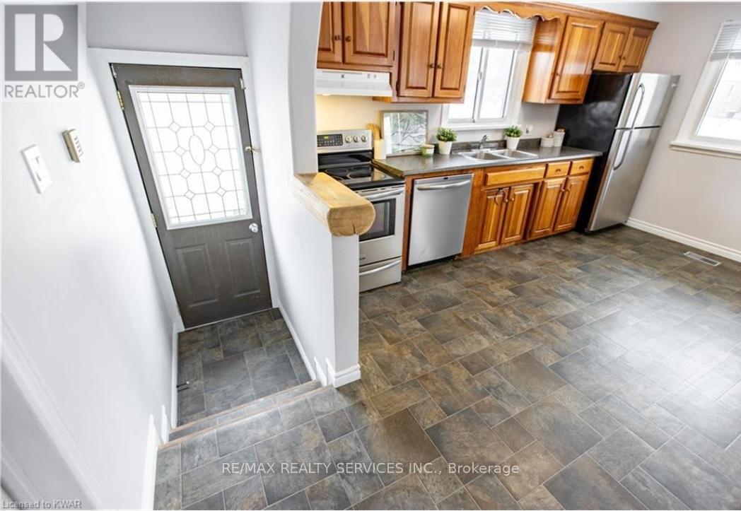 Photo du bâtiment - 205 Glen Rd