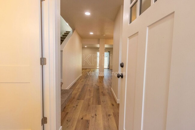 Building Photo - 955 Academy St