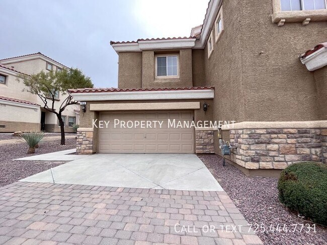 Building Photo - 2 BEDROOM TOWNHOME W/ LOFT IN HENDERSON!