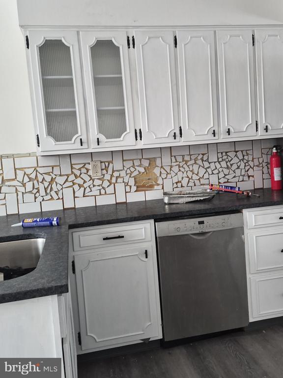 Foto del edificio - 901 Montgomery Ave