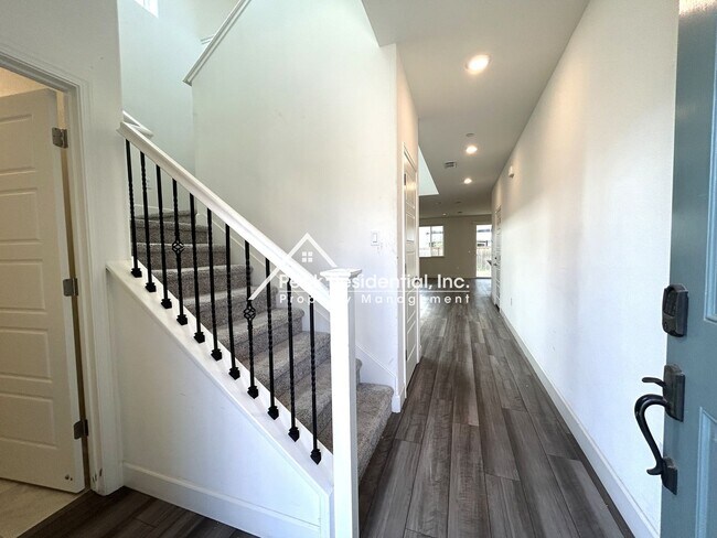 Foto del edificio - 5725 Harveston Wy