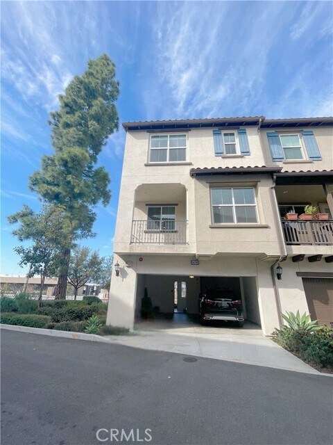 Primary Photo - 14749 Palmera Ct