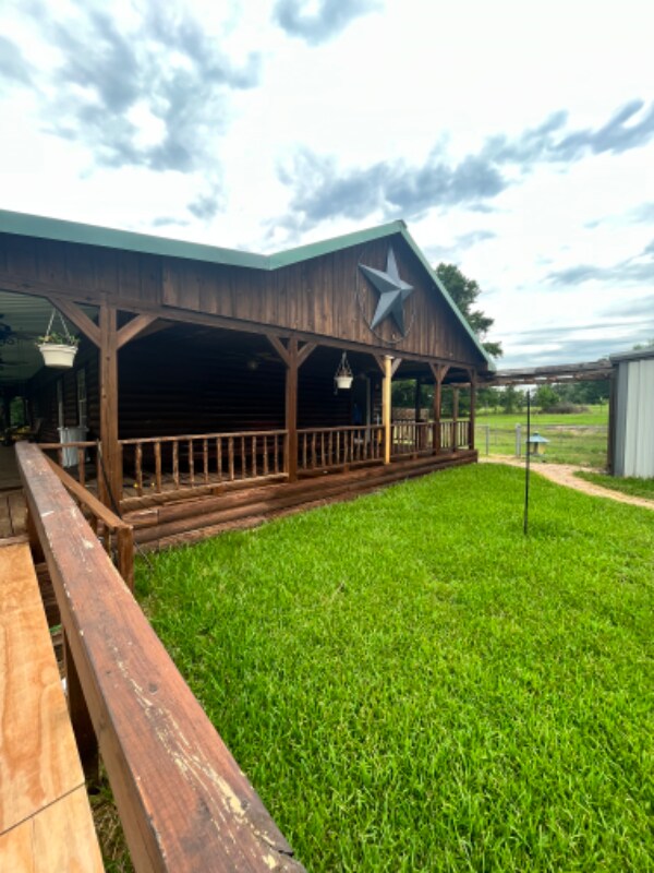 Foto del edificio - 1114 Quail Ln