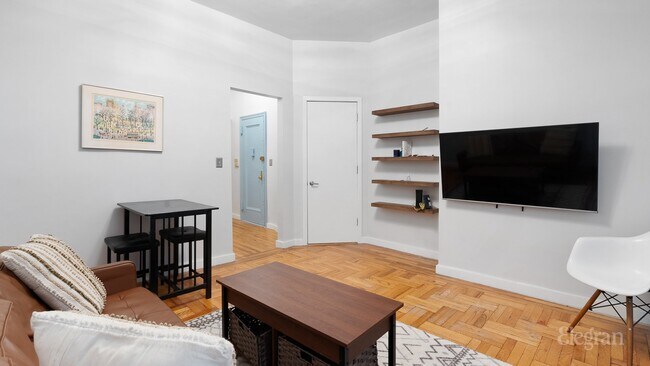 Foto del edificio - 857 9th Ave