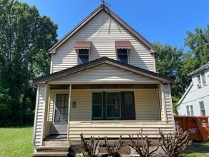 Building Photo - 15926 Whitcomb Rd