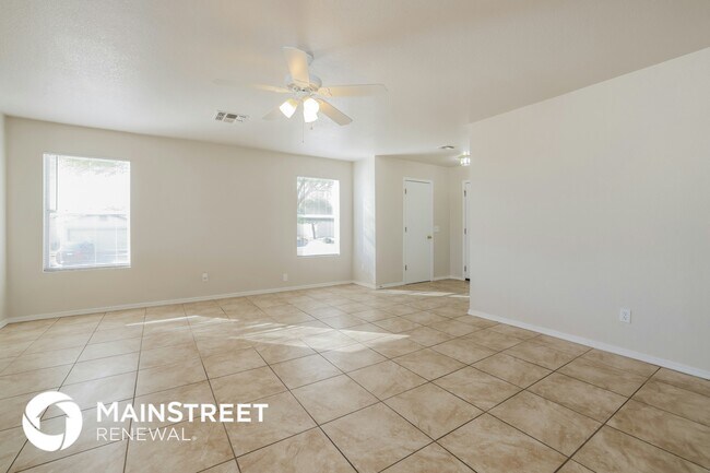 Foto del edificio - 3755 W Exton Ln
