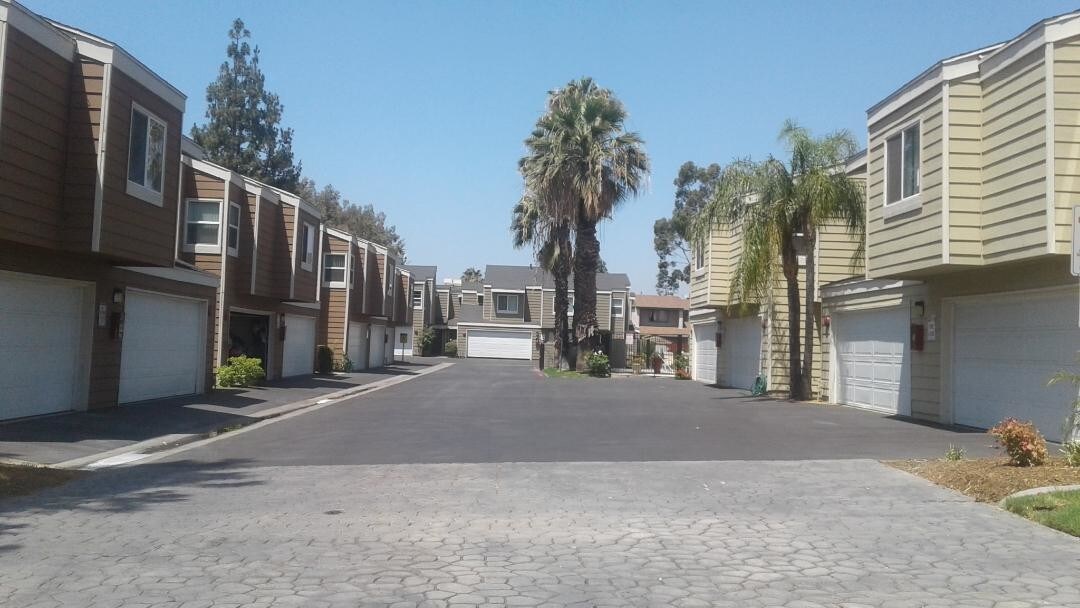 Foto principal - Palmetto Village Townhomes