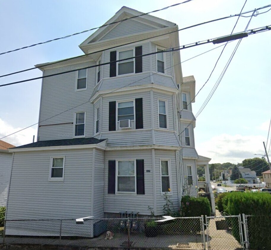 517 Cambridge St Unit 1, Fall River, MA 02721 Apartments 517