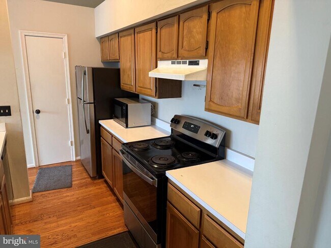 Foto del edificio - 2600 Camelback Ln