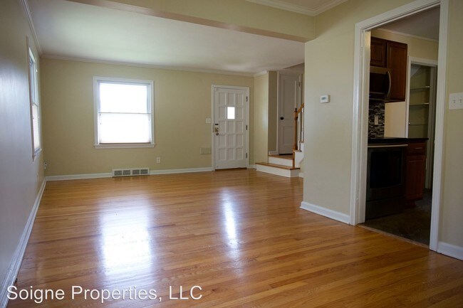 Building Photo - 2 br, 1 bath Apartment - 6506 Rockhill Road