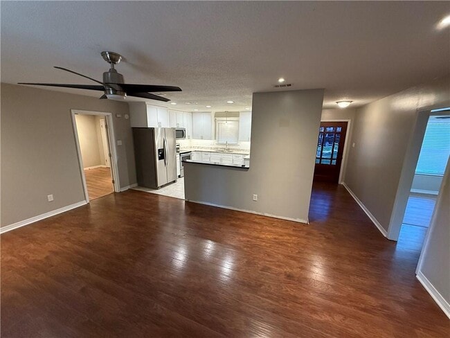 Foto del edificio - 9353 Panhandle Ct