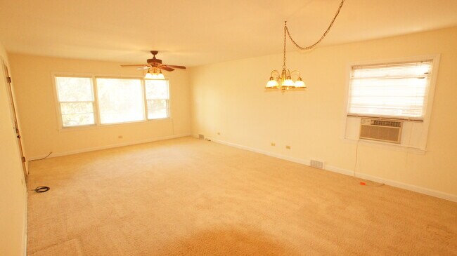 Sala de estar/Comedor - 3120 CENTRAL St