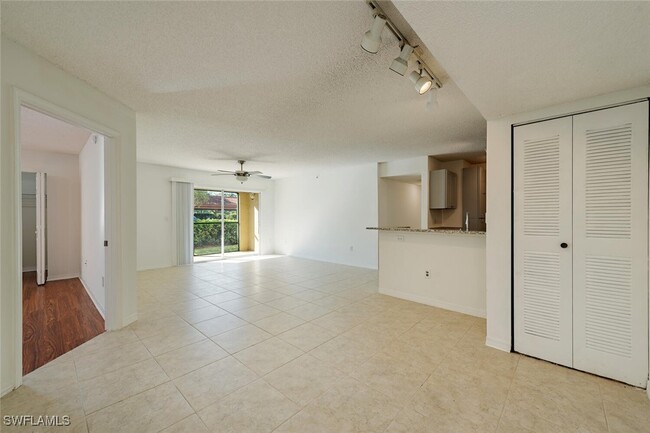 Building Photo - 8861 Colonnades Ct W