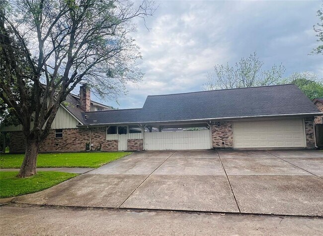 Building Photo - 7002 Pyron Way