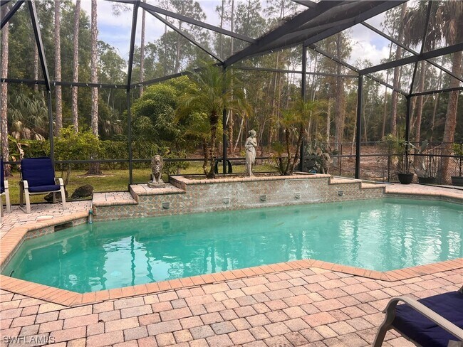 Foto del edificio - 1156 Oakes Blvd