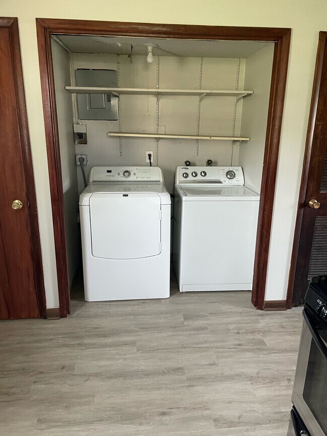 In-unit Laundry - 3500 Valdez Dr