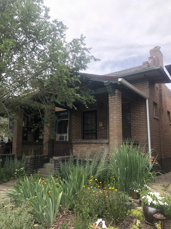 Foto del edificio - 2611 N Humboldt St