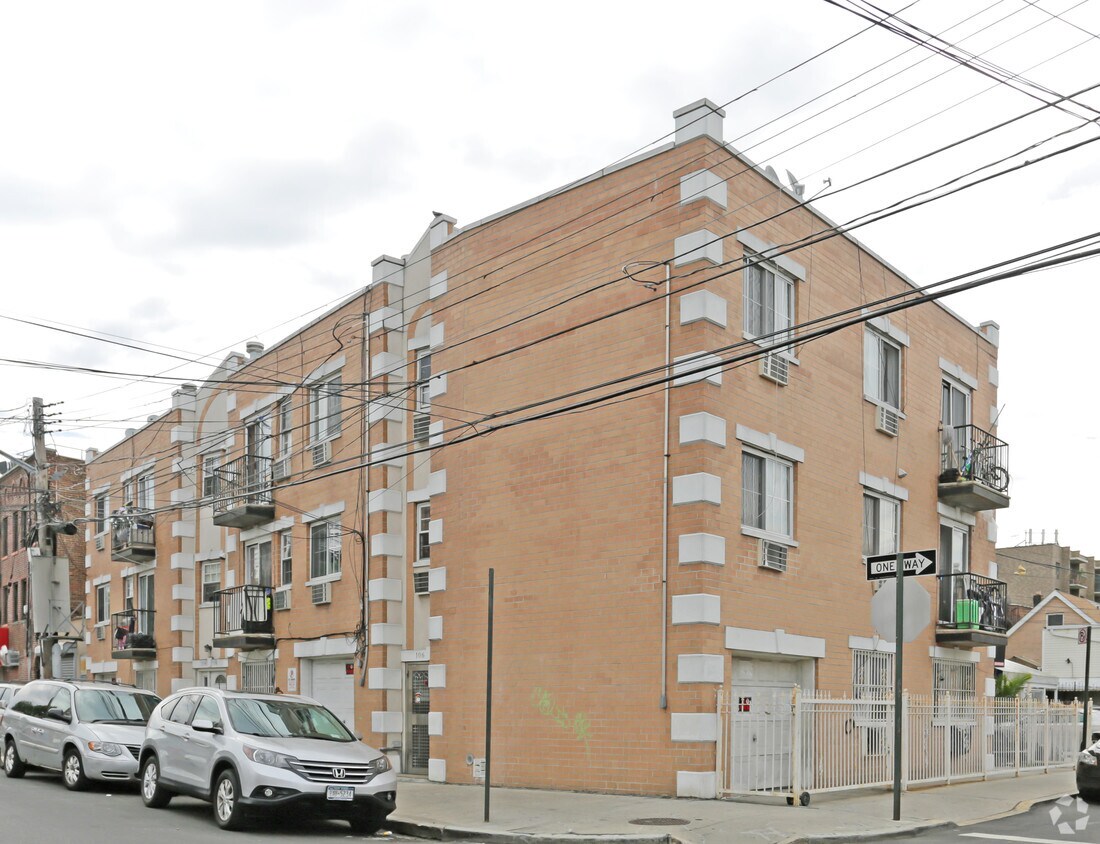 Primary Photo - 10602-10608 53rd Ave