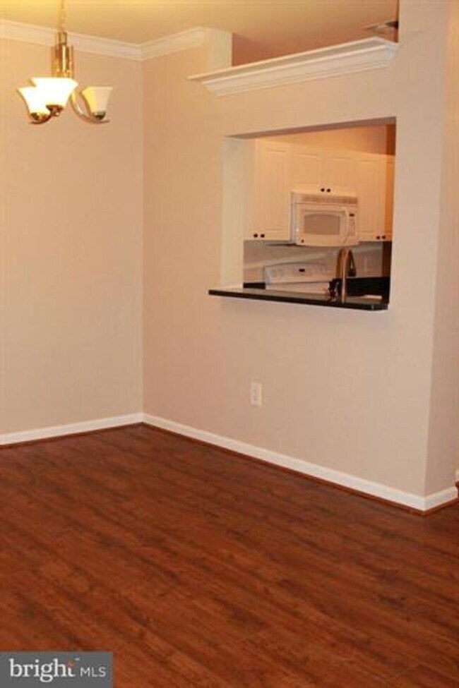 Building Photo - Palazzo at Park Center Top floor 2 bedroom...
