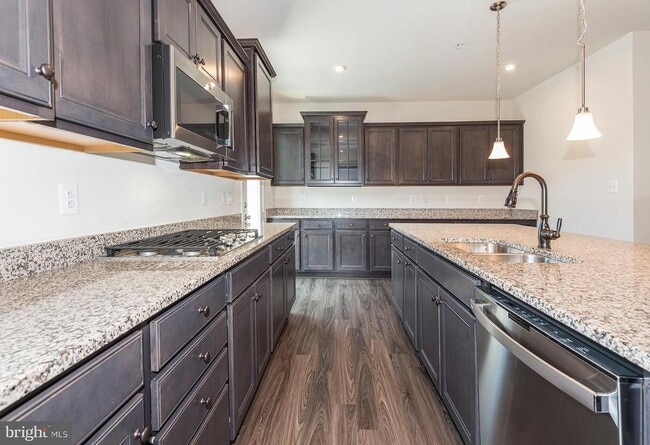 Building Photo - 8380 Amber Beacon Cir