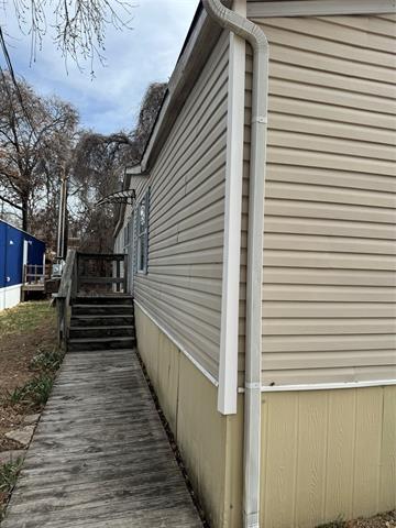 Building Photo - 6527 Blue Water Ct