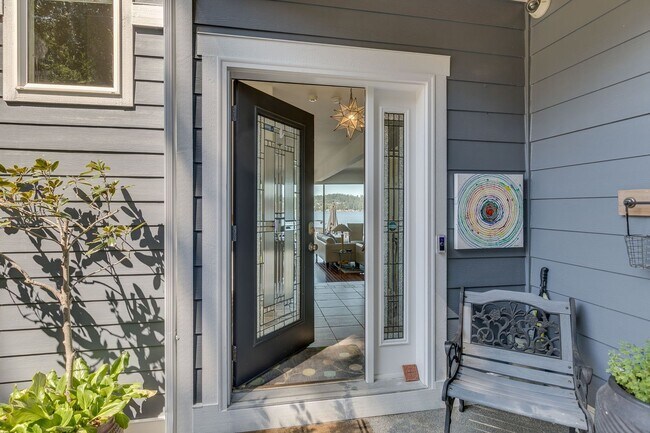 Building Photo - 5bd/3.75ba Sammamish Home