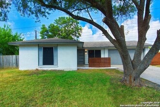 Building Photo - 7274 Montgomery Dr