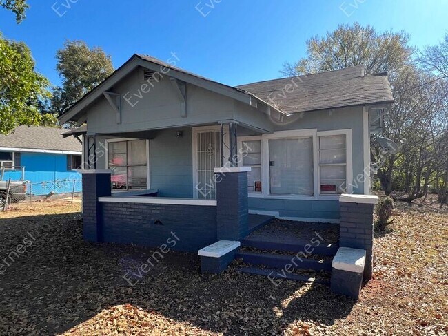 Foto del edificio - 4029 Walnut Ave SW