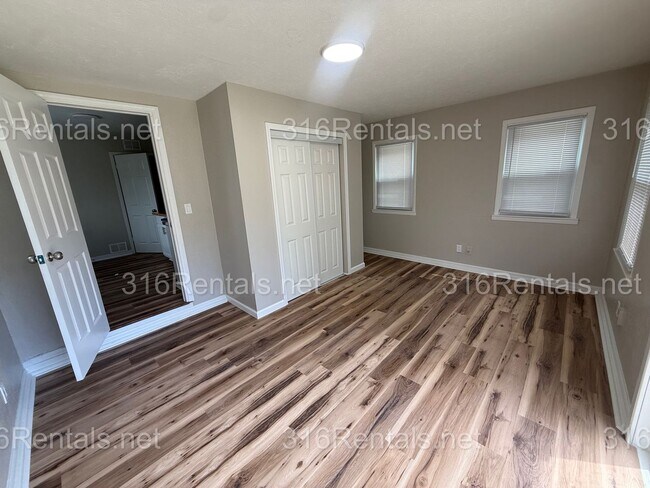 Foto del edificio - 2933 Evans St