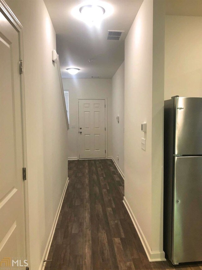 Building Photo - 6362 Kennonbriar Ct