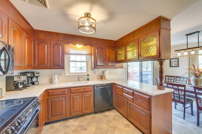 Foto del edificio - 25 Meadow View Dr