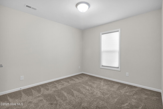 Building Photo - 139 Grantham Pl