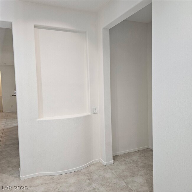 Building Photo - 10922 Moonbeam Glow Ln