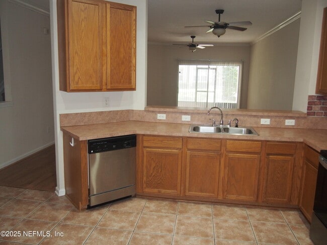 Building Photo - 12301 Kernan Forest Blvd